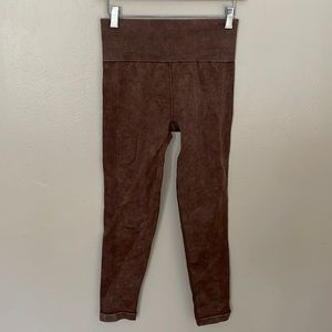 NWT NOBO High Rise Seamless Crop Legging. Medium